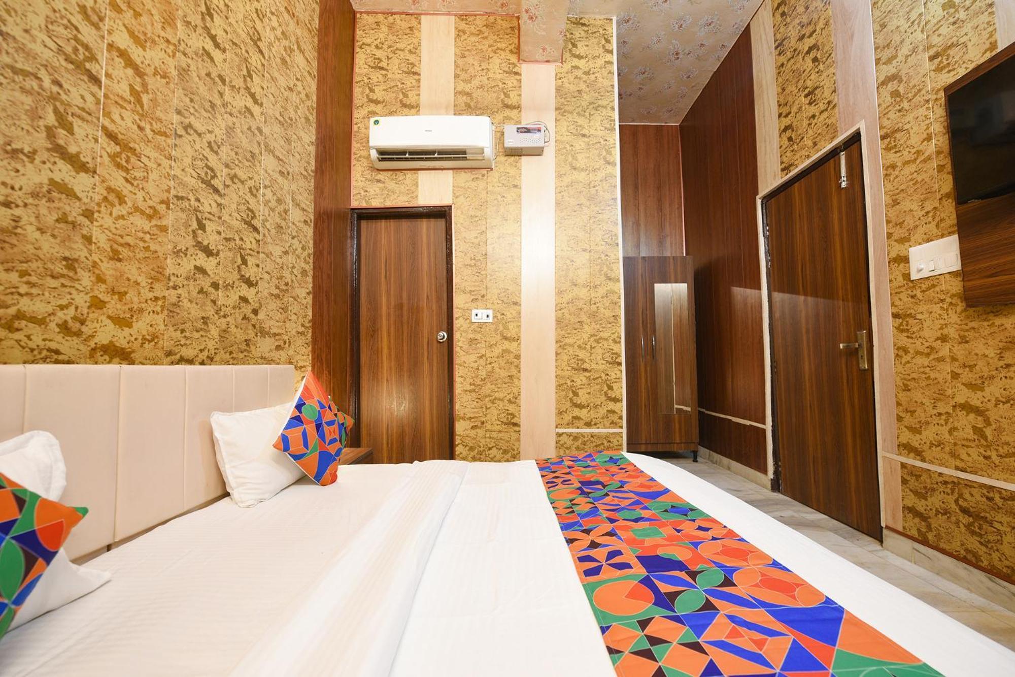 Fabhotel The Grand Palace Faridabad Exterior foto