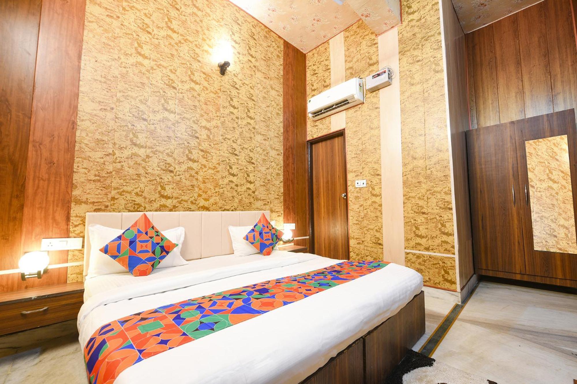 Fabhotel The Grand Palace Faridabad Exterior foto
